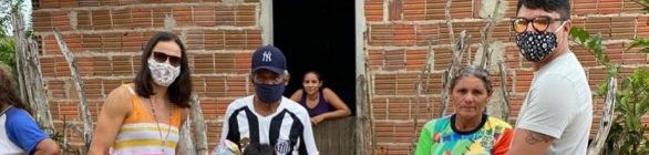 Medalhista olímpica arrecada cestas básicas em live e distribui em comunidade