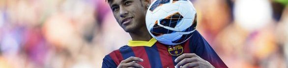 Neymar é indicado entre atacantes para seleção do ano da Fifa