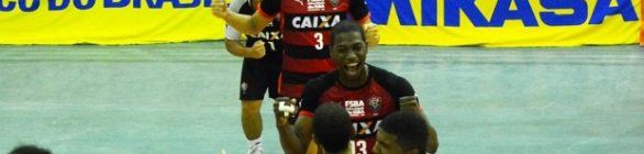 EQUIPE DO VITÓRIA/FSBA DISPUTA COPA METROPOLITANA