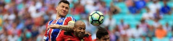 Sport supera desfalques, deixa o Bahia perto da zona do rebaixamento e se mantém